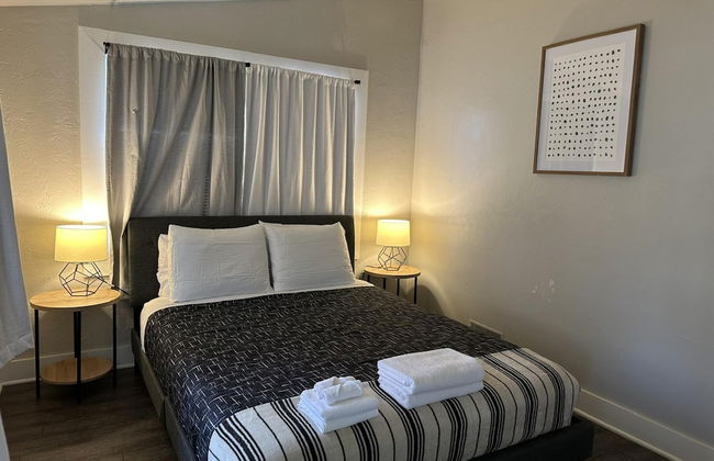 Cozy Charm Studio W 2BR I Fully Furnished - Photo 24