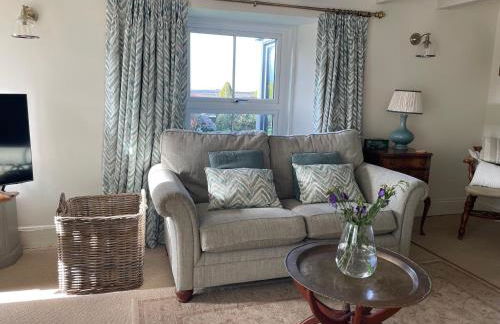 Beautiful family home, sea views, large garden - Foto 5