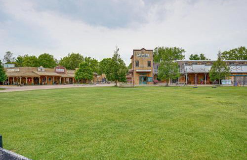 Fire Pit and Porch Warm and Woodsy Rothbury Escape! - Foto 30
