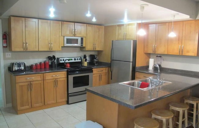 Fabulous one Bedroom in West Bay - Photo 8