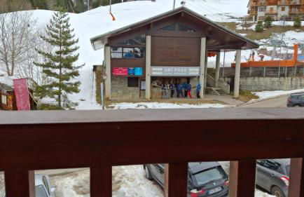 DUPLEX 50 m2 aux pieds des pistes les saisies hauteluce et contamines montjoie 6 personnes 1 chambre et un coin nuit - Foto 2