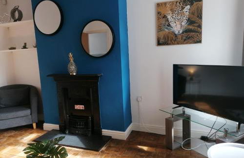 Chester 4 Bedroom House, Contractors & Leisure by Rework Accommodation - Photo 13