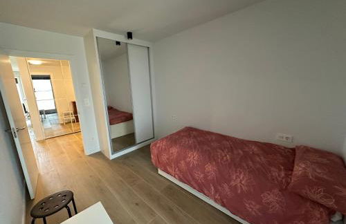 Apartamento con Terraza y Parking, para temporada, minimo un mes - Foto 21