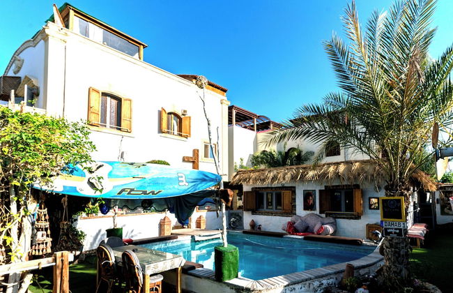 Villa With Pool BBQ Grill Garden Beduintent Sunbeds Jacuzzi - Foto 12