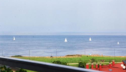 Junto a las playas,dos terrazas y vistas al mar - Foto 3