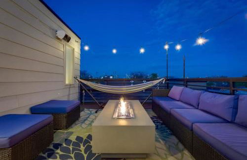 Modern And Spacious Townhouse Blocks from Downtown - Foto 20