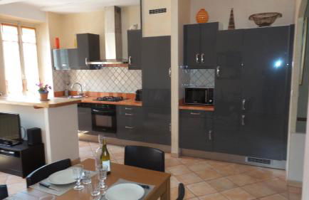 spacieux logement face à la Cité Médievale - Foto 6