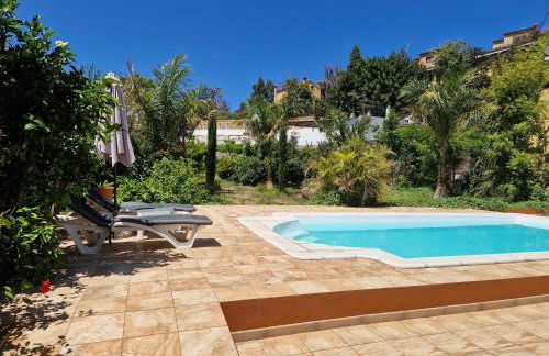 Casa con piscina privada y vistas - Foto 6