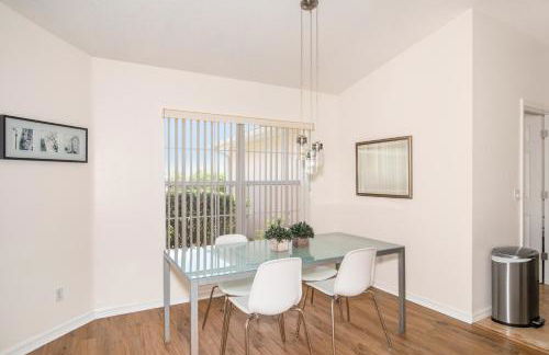 Van Ness Poolhome - Lake access 2mi - Photo 8