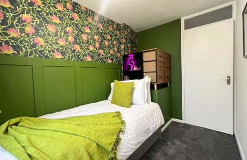 Families, Contractors - 3 Bedrooms - Garden - Fully equipped house - Foto 7