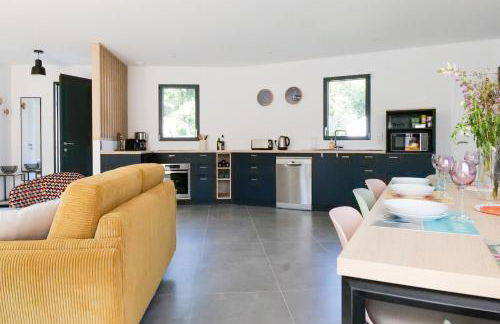 Villa des Hérondais avec piscine - idéal familles - 8 personnes - Foto 4