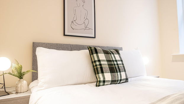 3BR Waterfront Apt - 10 min to City Center Ipswich - Foto 2, Habitación