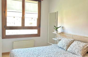 El pisín de Goya: piso luminoso con garaje a pie del centro de Oviedo. - Foto 7