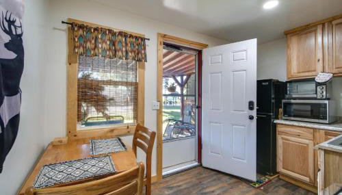 Resort Cabin on the River about 21 Mi to Crater Lake! - Foto 5