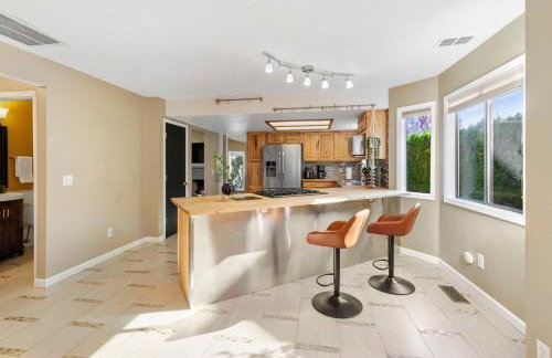 Bridging the Gorge And City to Your Cozy Home - Photo 26