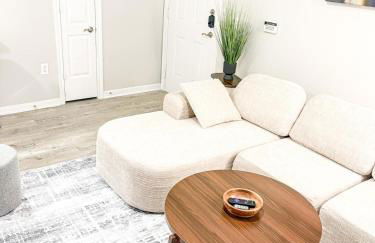 Contemporary 1BR Retreat Quiet Serene Setting - Foto 5