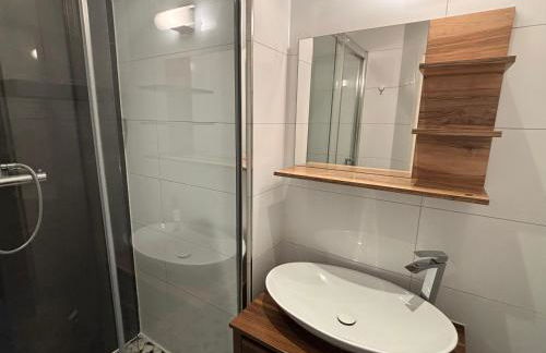 Siegburg Zentrum, moderne Wohnung plus Maisonette, Parkplatz inklusive - Foto 7