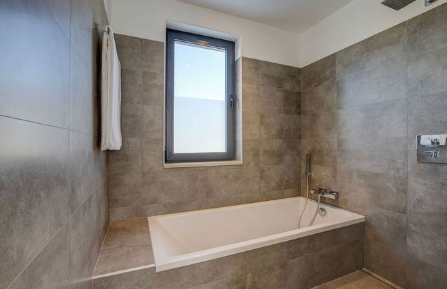 Villa Centeanes Luxury Villa Enviable Position s - Foto 27