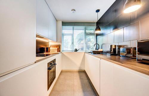 GuestReady - Modern 2BD near Kennington Park - Photo 12