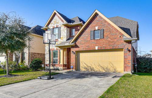 Covered Patio and Spacious Yard Houston Area Home! - Foto 1