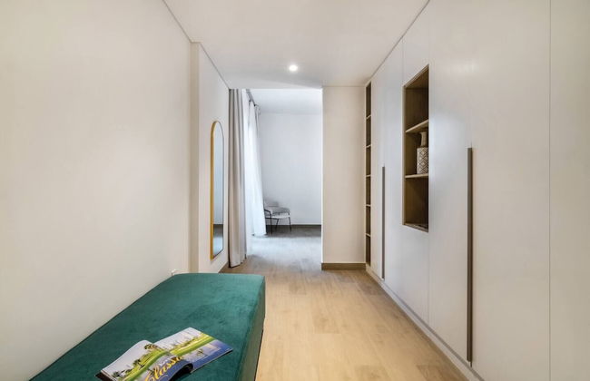 Sea View 2BR in Port de La Mer - Photo 11