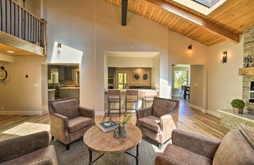 Hot Tub, Pool Table Luxe Reno Chalet with Mtn View! - Foto 8