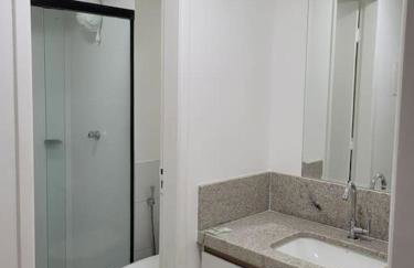 Flat recém-reformado e bem localizado - Foto 22