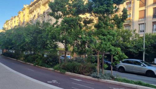 Beau T2 proche Negresco - Foto 2