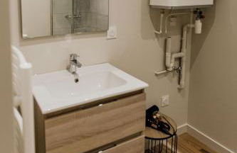 UM studios - Charmants studios tout équipé - wifi - Foto 35