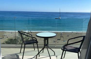 Playa Malagueta Vistas frontal al mar con 2 dormitorios - Photo 22