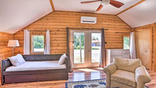 Less Than 1 Mi to Dtwn Suttons Bay! Studio with Shared Beach - Foto 4