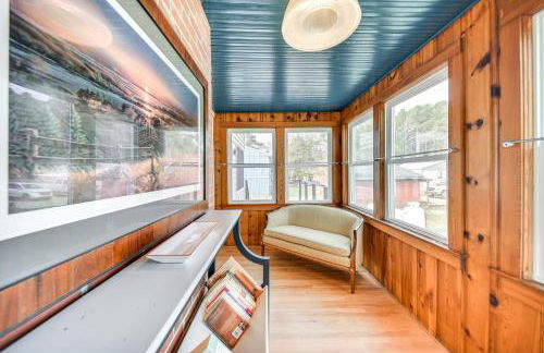 Virginia Retreat with Porch and Grill, Near Beaches! - Foto 5