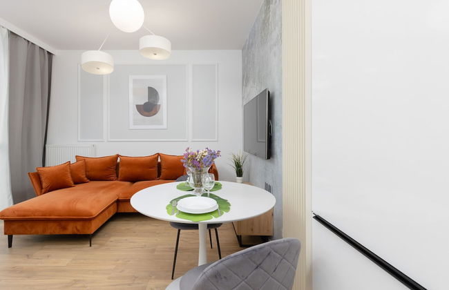 Apartment Warsaw Złoty Potok by Renters - Photo 14