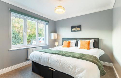 5 Bed House Heathrow Egham Virginia Water Sleeps 7 or Up To 8 If Sharing Beds, Mid To Long Term Bookings Welcome - Foto 9