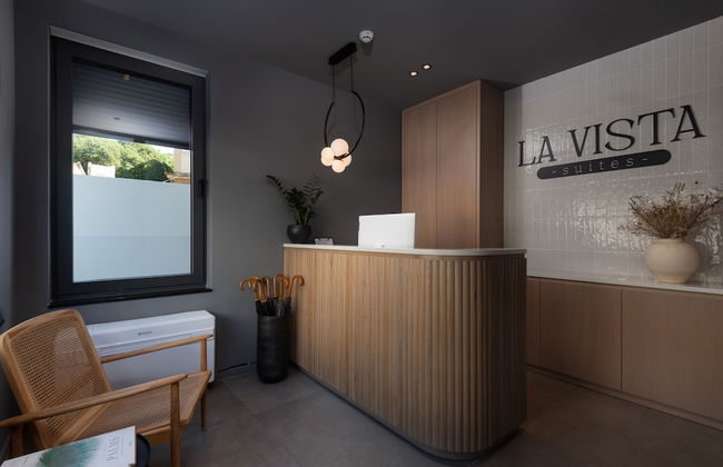 La Vista Suites - Photo 2