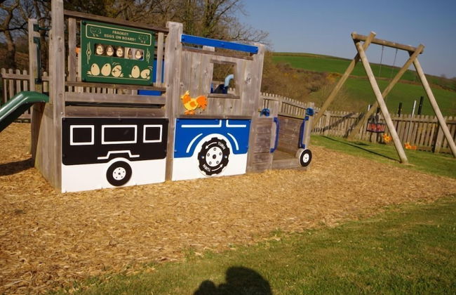 Birchill Farm Holiday Cottages - Photo 42