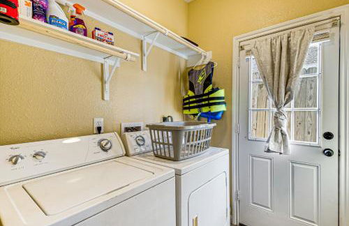 Pet-Friendly Home 2 Miles to Lake Conroe! - Photo 21