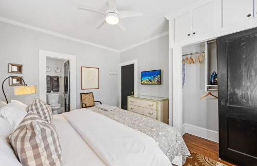 Stylish Myers Park 2 br with Screened Porch - Foto 22