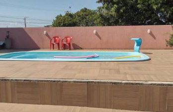 Belíssimo sobrado com piscina - Foto 14