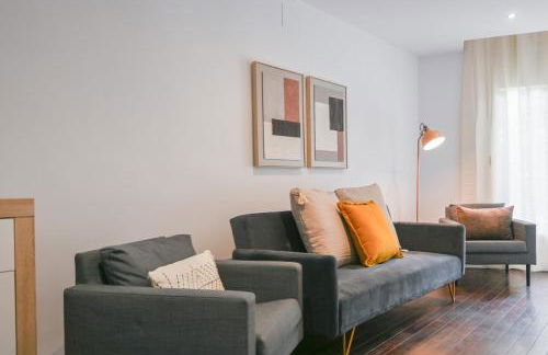 Apartment with Balcony on Calle Santa Engracia Temporal SEN1692 - Foto 52