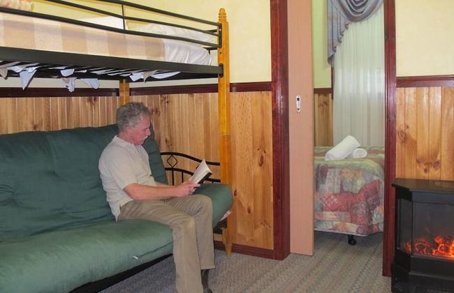 Cedar Lodge Cabins - Foto 6