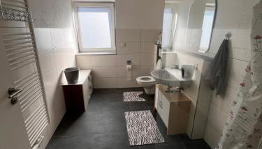 monteurzimmer Wohnungen Post Löhnberg - Foto 5, towels, Shower