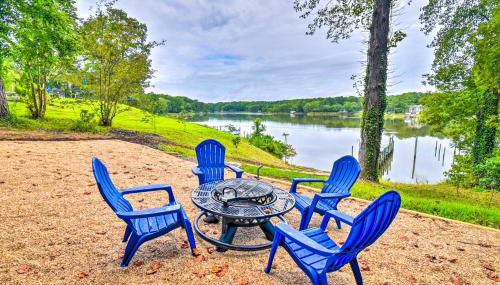 Relaxing Riverfront Cottage with Boat Dock! - Foto 2
