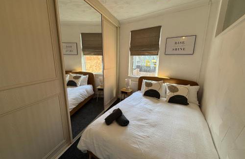 3 bed Jct 37 M1 luxury stay! - Foto 7