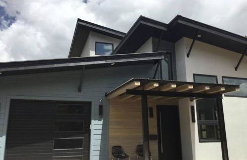 Silver Fox modern new luxury home next to ohv rd - Foto 1