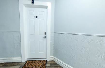 New Apartment Liberty State Park Jersey City NJ Airport Train Manhattan NYC - Foto 19