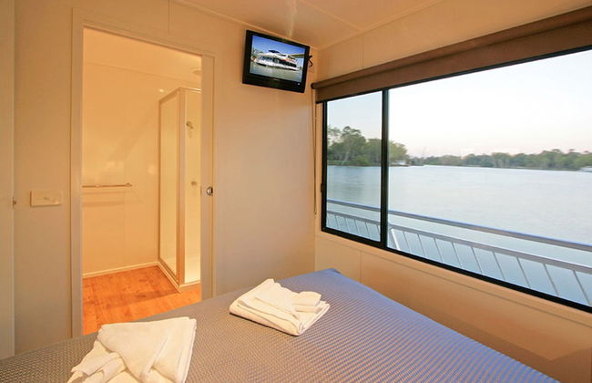 All Seasons Houseboats - Foto 9