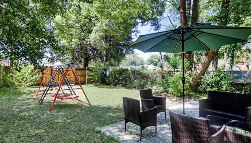 Spacious Home Near Starland, River St & DT - Arcade - Foto 5, Garden, Garden view