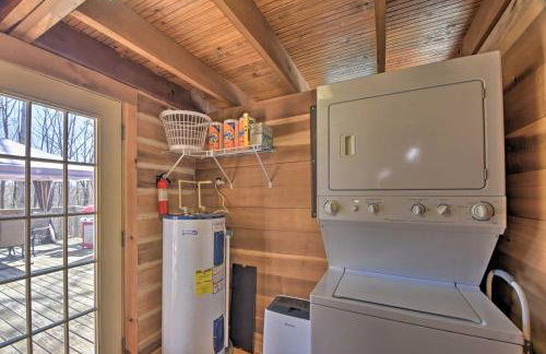 The Lake Place Cabin with Golf Cart and Free Kayaks! - Foto 18