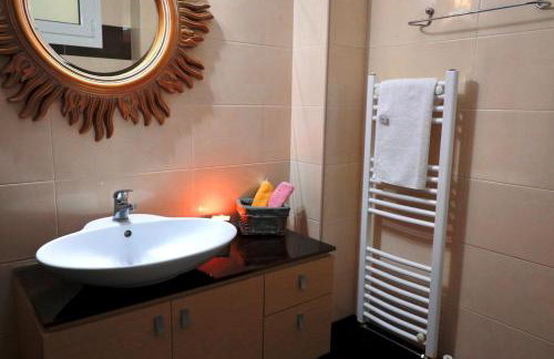 Phivos Home & Garden - Foto 8